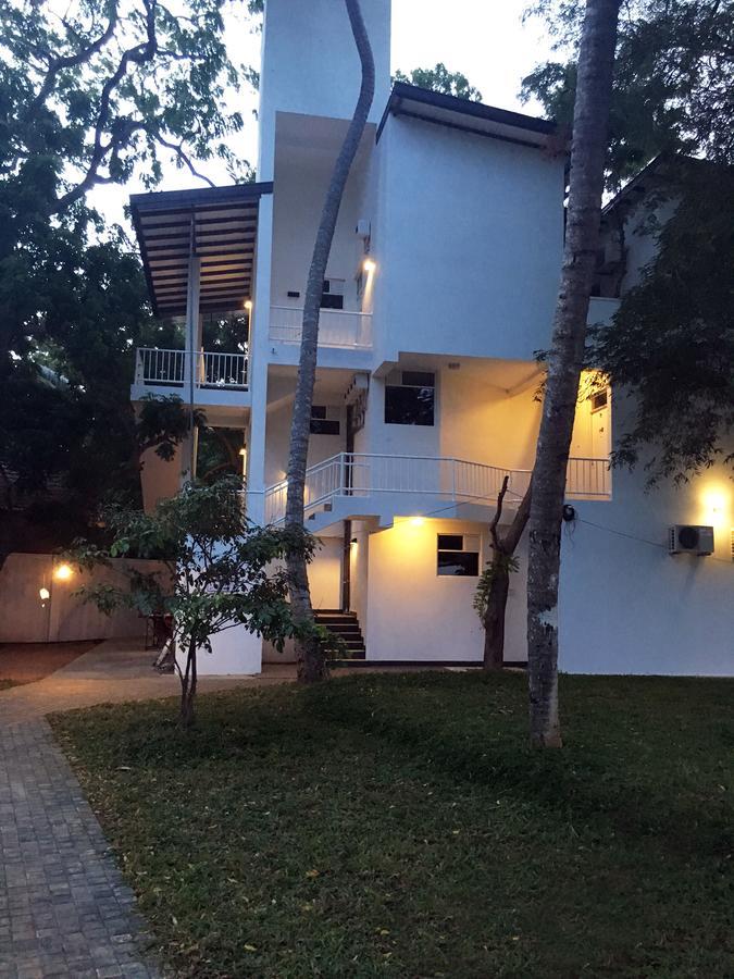 Jade Green Hotel Hambantota Exterior foto